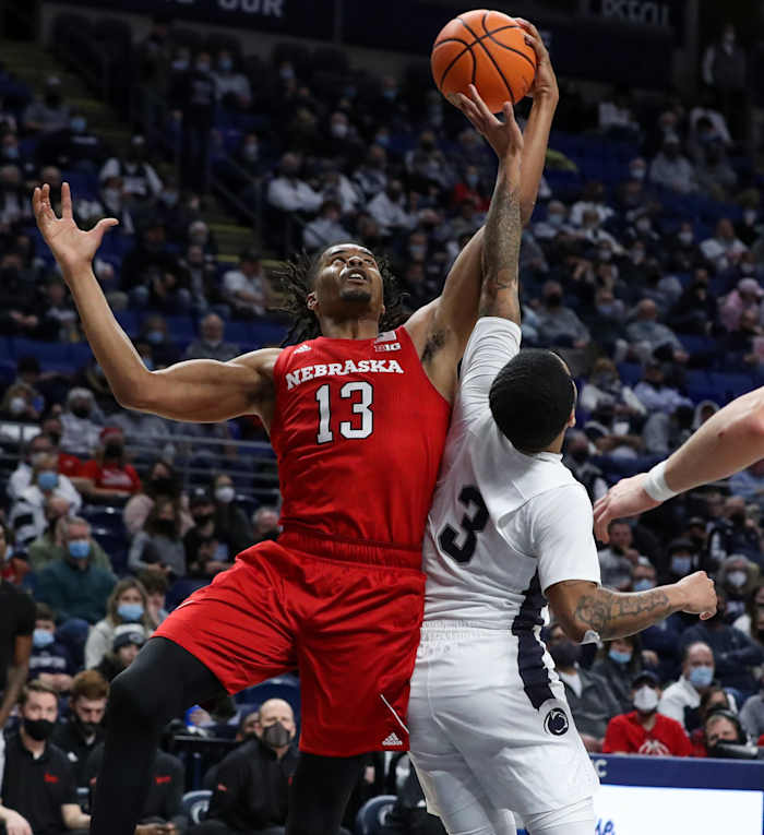 USATSI_17784257 Derrick Walker vs Penn State MBB 2022.02.27